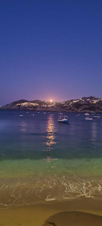 Komissa΄S Beach House Agia Pelagia  Bagian luar foto