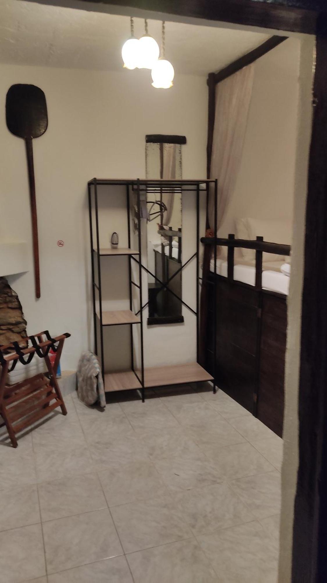 Komissa΄S Beach House Agia Pelagia  Bagian luar foto