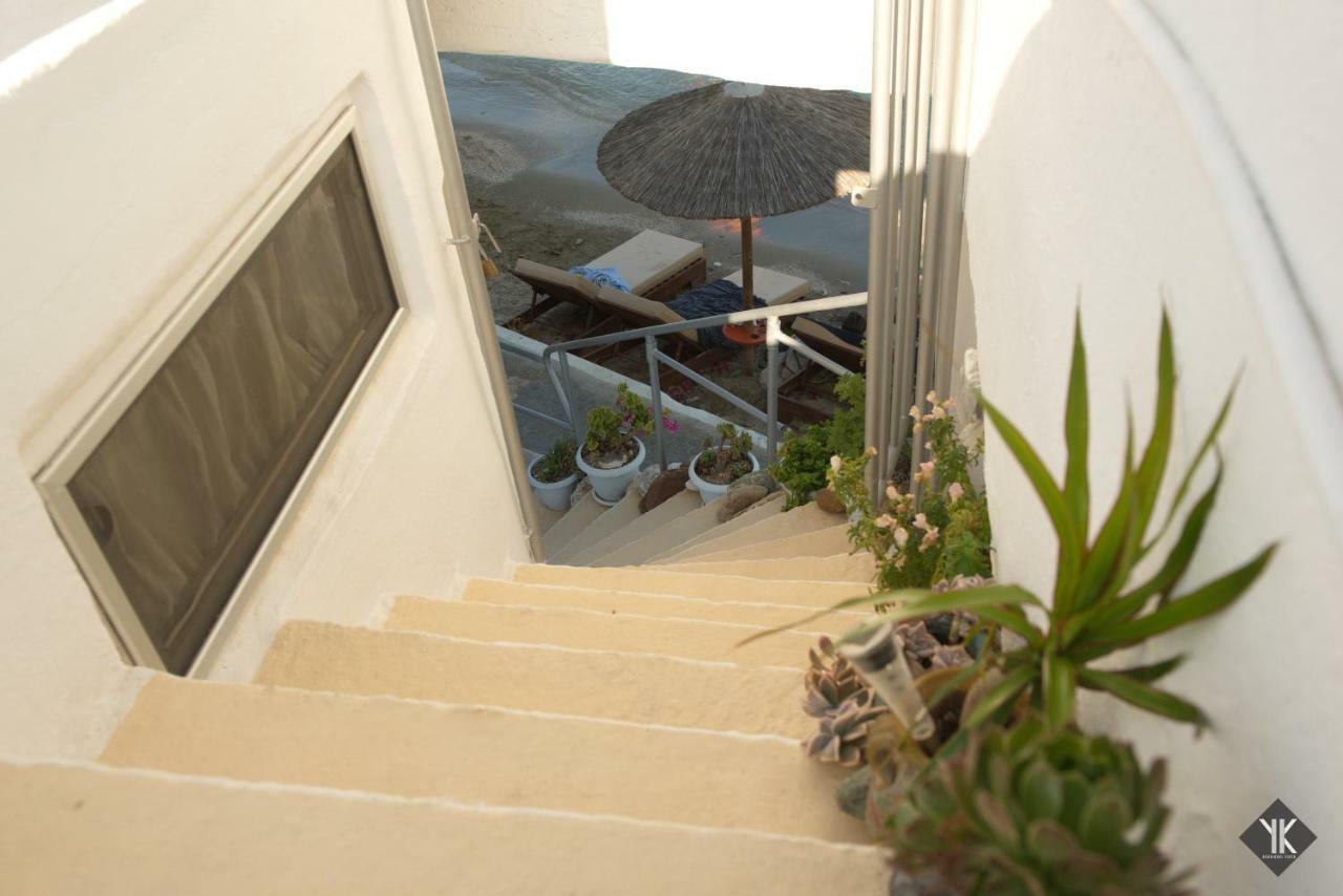 Komissa΄S Beach House Agia Pelagia  Bagian luar foto
