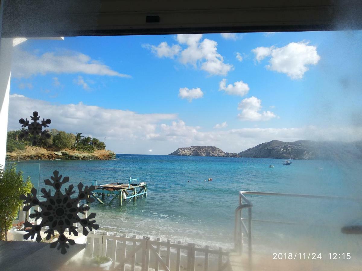 Komissa΄S Beach House Agia Pelagia  Bagian luar foto